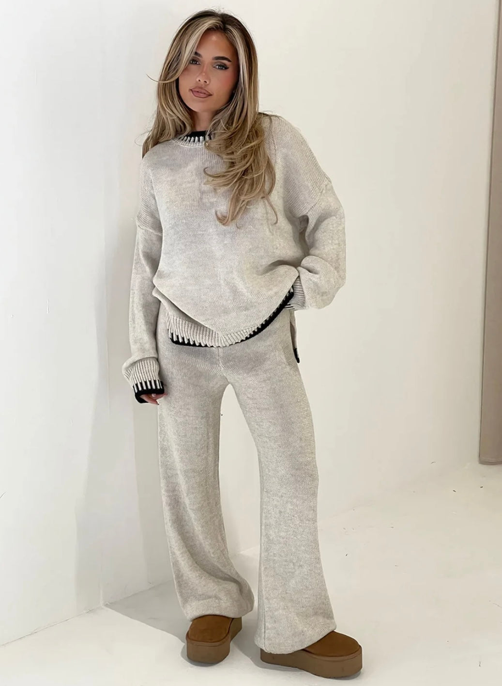 Comfy 2 Piece Set 184 | Luxury Set for Comfort - Ideal for Home & Loungewear - Essential