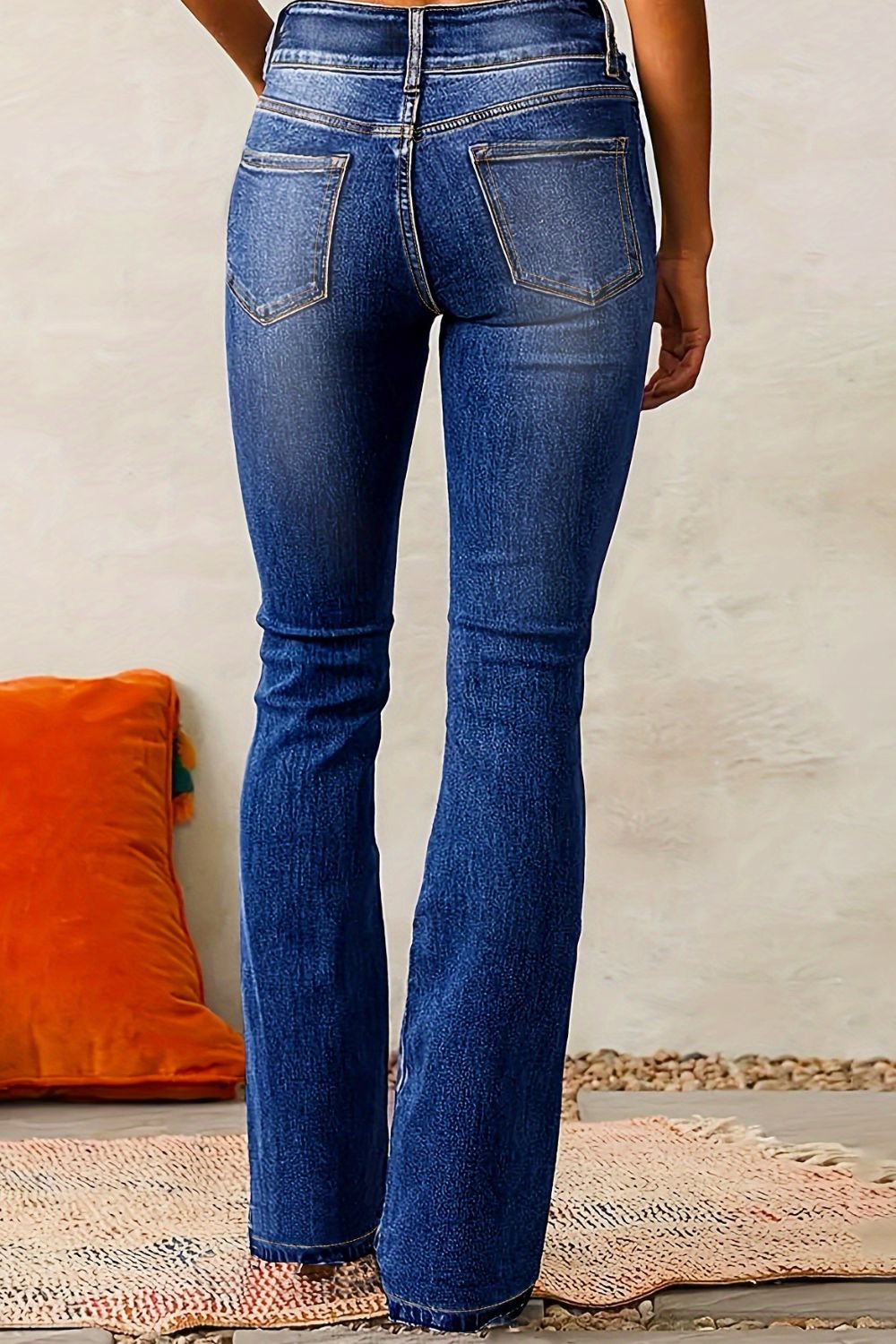 Tindra bootcut jeans dam | Bekväma stretchjeans med diskreta detaljer | Praktisk Fikor | Blå klassisk modell | 65% bomull 35% polyester