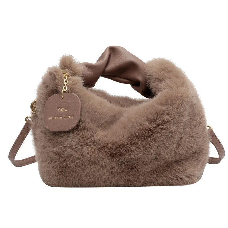 Fluffig crossbody väska för kvinnor