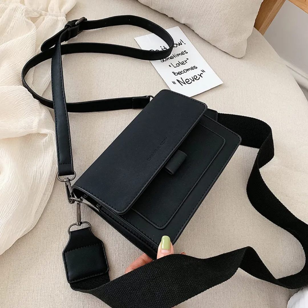 Mara Crossbody-väska - Matt / Justerbar - Chic & Trendig