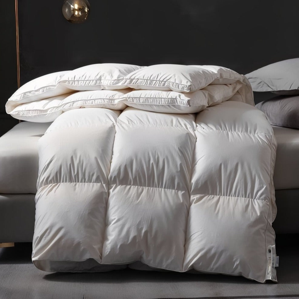 Molngåsduntäcke | Mjukt gåsdun - Lätt och luftig värme - Lyxig comfort for varying quality
