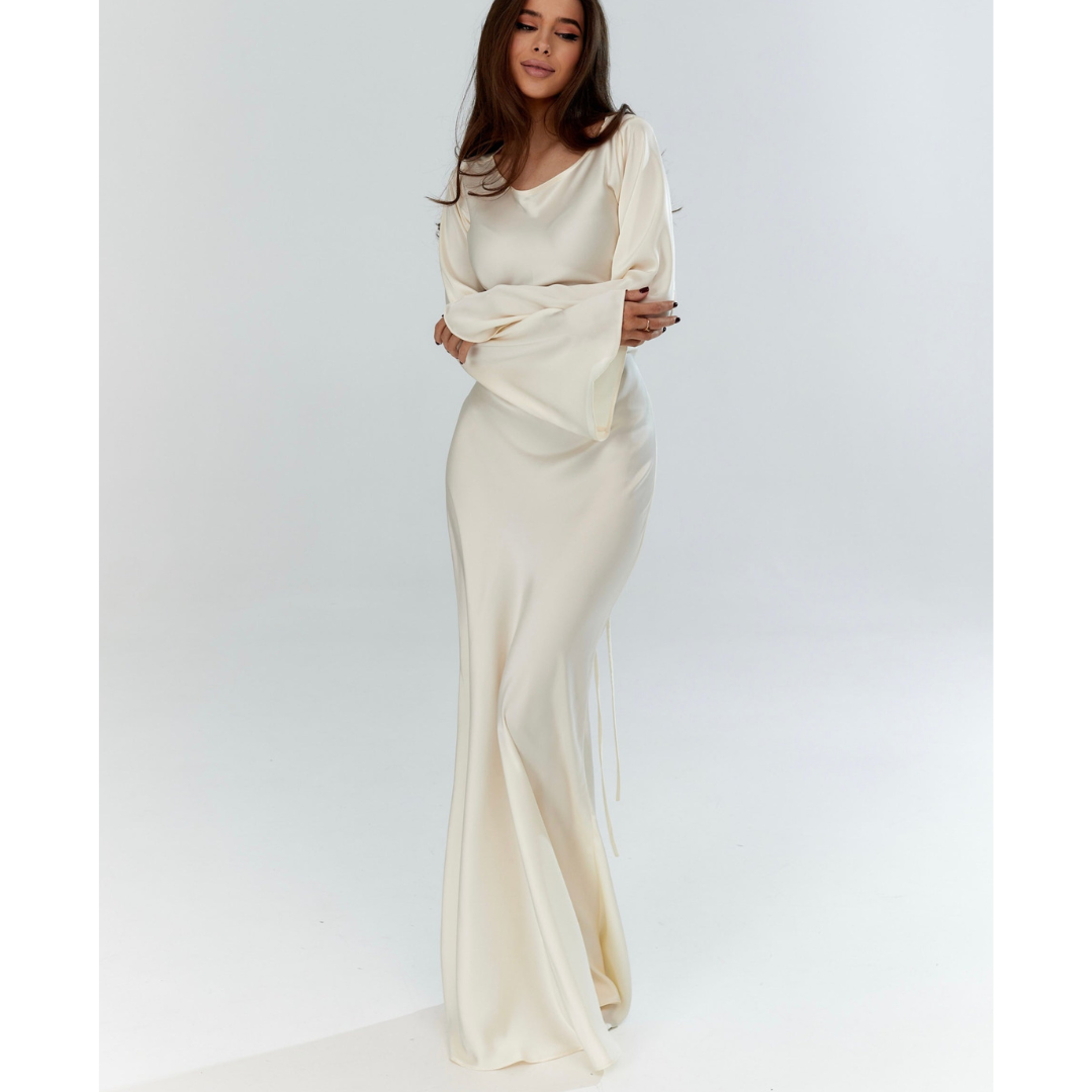 Kvinnors satin maxiklänning - elegant aftonklänning med långa ärmar för speciella tillfällen
