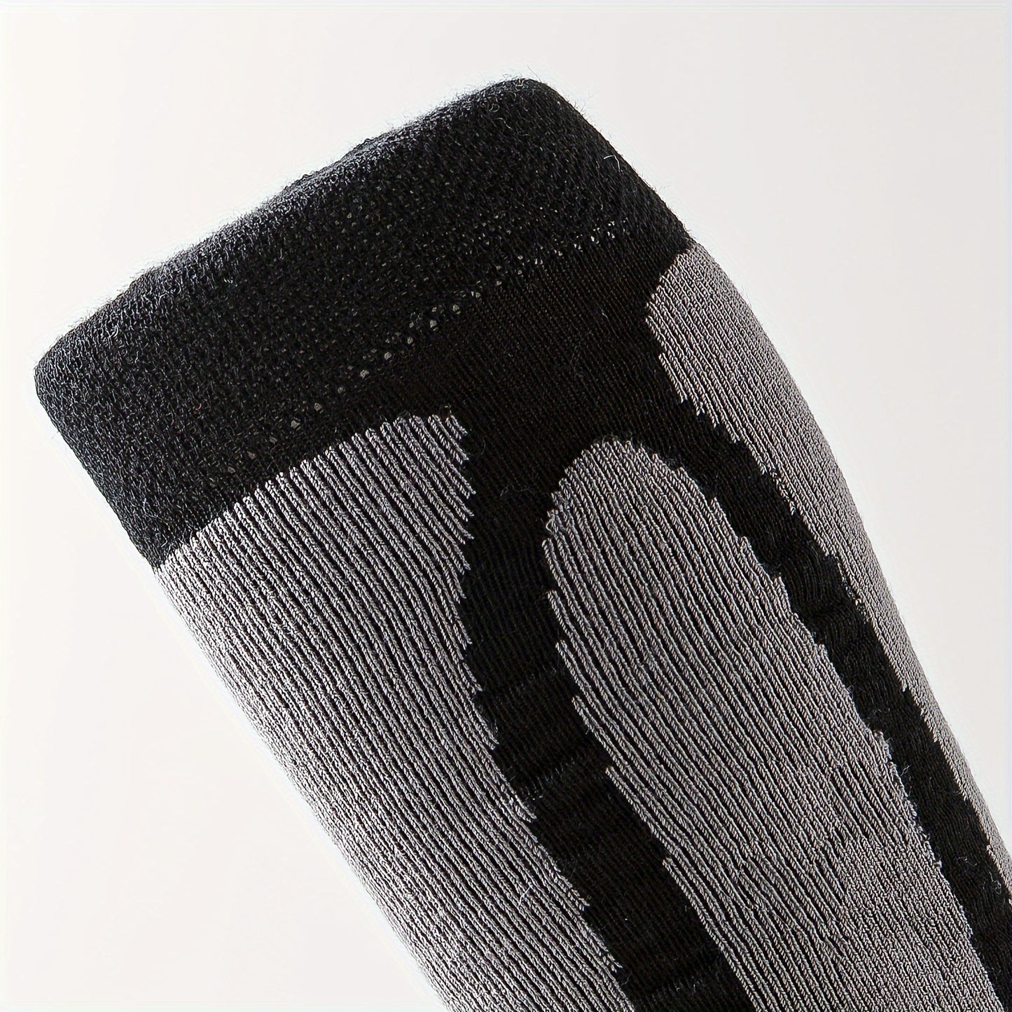 One Pair of Winter Thermal Socks for Skiing And Snowboarding, Suitable for Both Men And Women, Designed for Outdoor Sports And Hiking, Featuring Cushioned Terry Towel Bottoms