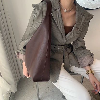 Livia - Soft Leather High-Capacity Tote Bag med stilren design