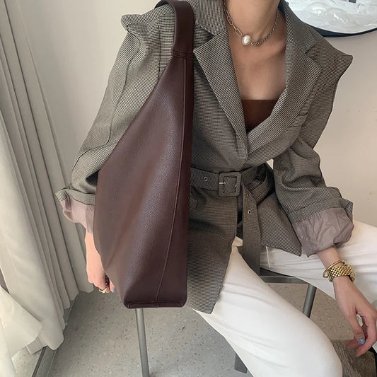 Livia - Soft Leather High-Capacity Tote Bag med stilren design