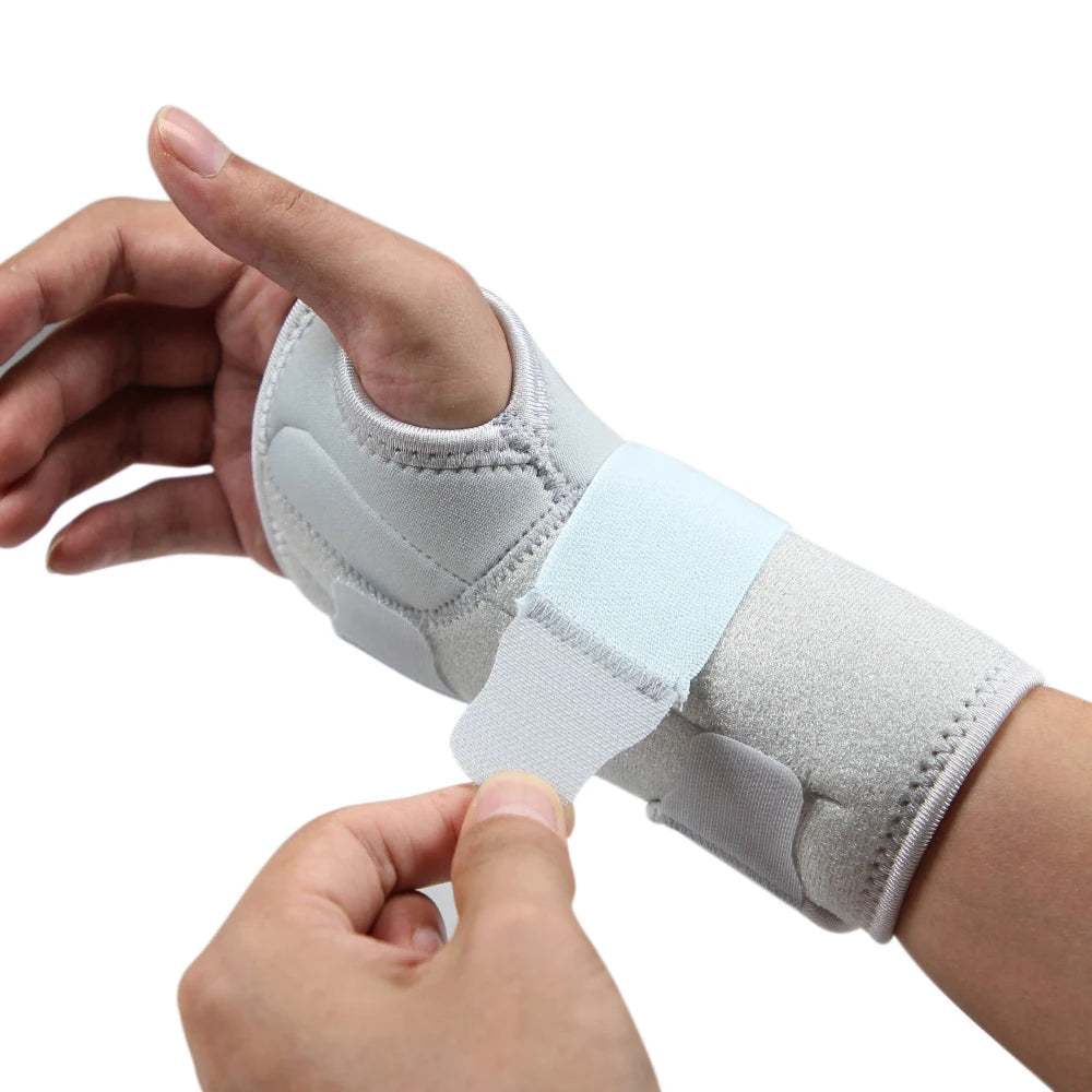 1 Stuks Polsbrace Carpale Tunnel Ondersteuning Pijnverlichting Vrouwen Mannen Verstelbare Polsbeschermer Fit Rechter Linkerhand Voor Artritis Tendonitis