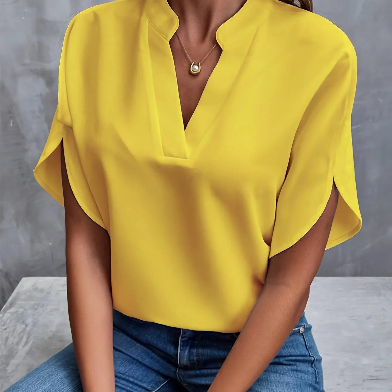 Sabrina - Elegante Lichte Blouse Voor Vrouwen - Visconte