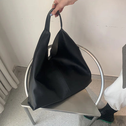 Livia - Soft Leather High-Capacity Tote Bag med stilren design
