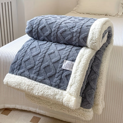 Reversible Fleece Duvet Blanket | Thick Sofa Blanket for Fall and Winter - Suitable for All Seasons