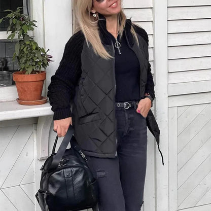 Tilda - Modern jacka med fickor och dragkedja för stiliga dagar
