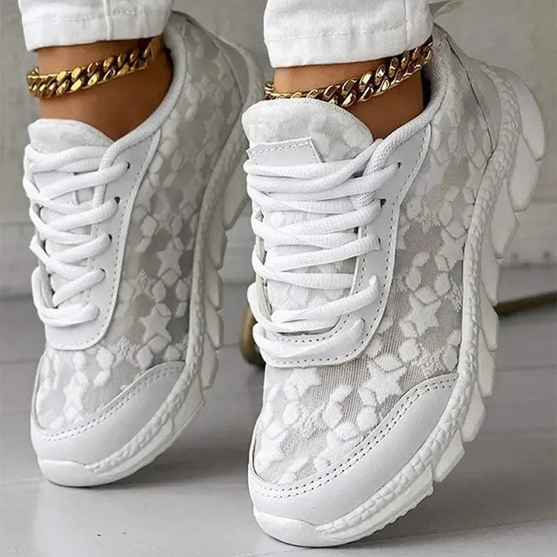 Dames sneakers met stijlvolle details - Visconte