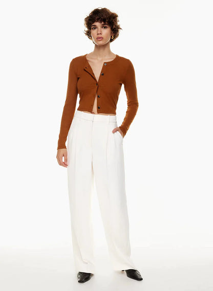 Selma - Elegant vida byxor med hög midja och stiliga detaljer